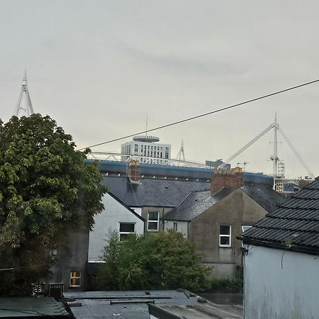 Millennium Stadium Window View! 卡迪夫 外观 照片